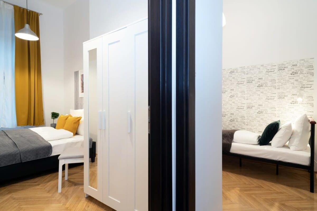 Ultra Central Large Stylish Apartment Budapeşte Dış mekan fotoğraf