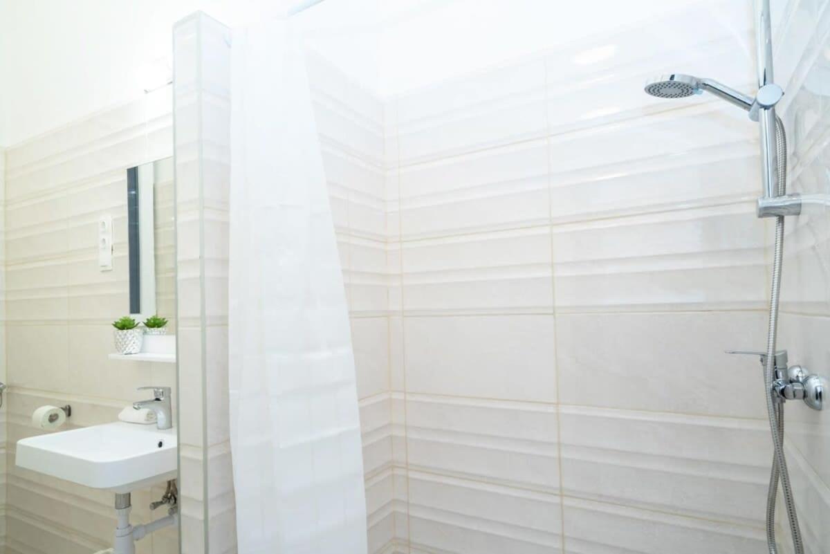 Ultra Central Large Stylish Apartment Budapeşte Dış mekan fotoğraf