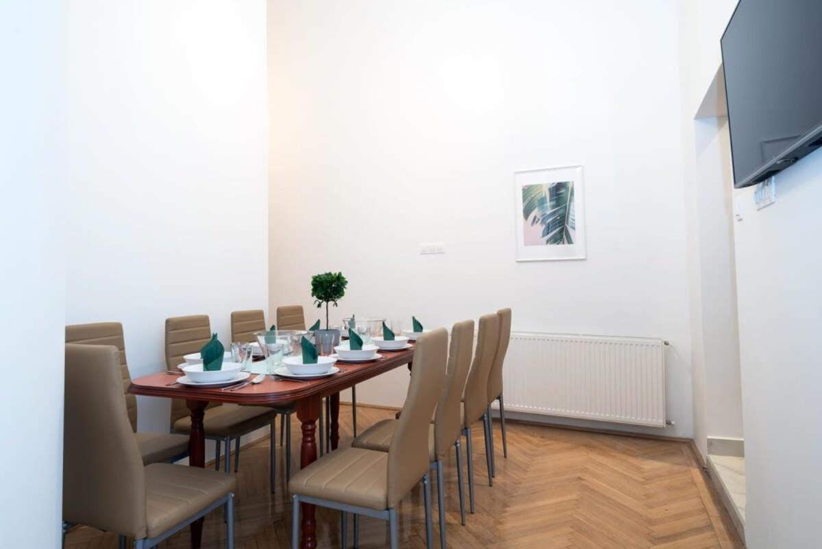 Ultra Central Large Stylish Apartment Budapeşte Dış mekan fotoğraf
